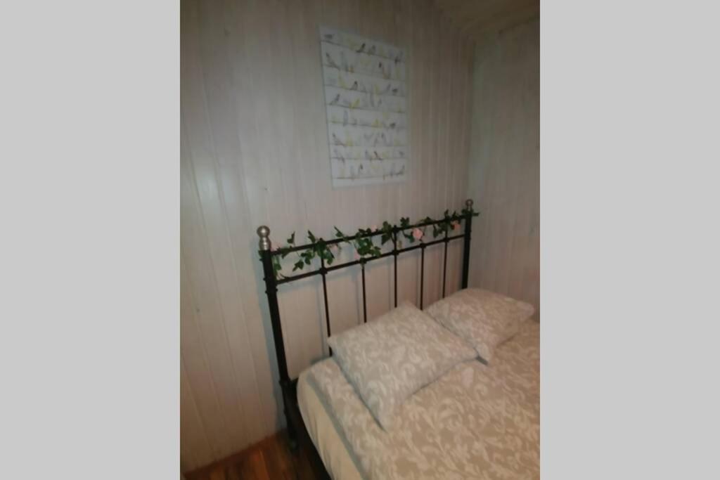 Cosy Cottage-Alfabakki-With Hot Tub Stori-Bakki Екстериор снимка