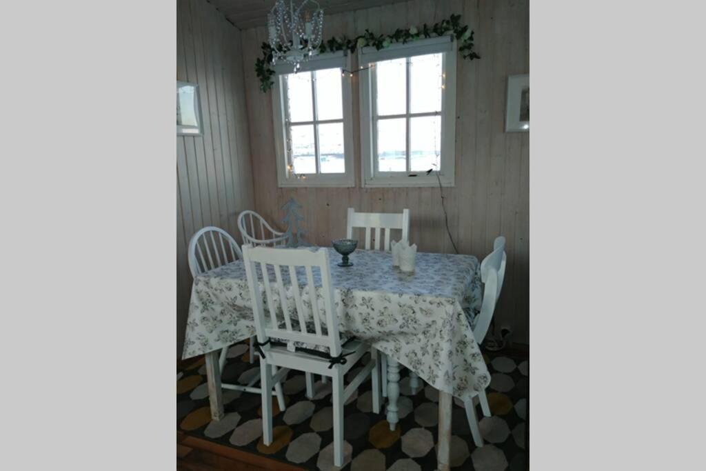 Cosy Cottage-Alfabakki-With Hot Tub Stori-Bakki Екстериор снимка
